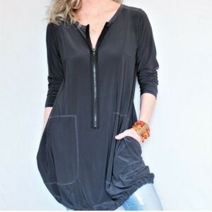 Sun Kim Zip Pocket Tunic Top‎